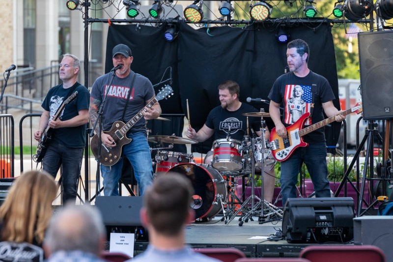 Live Band